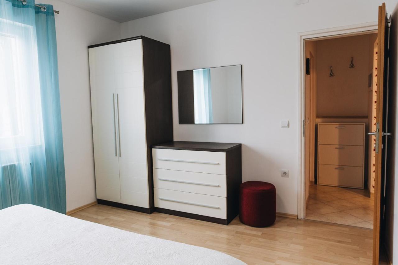 Stay In The Heart Of Porec - 50M To The Beach Buitenkant foto