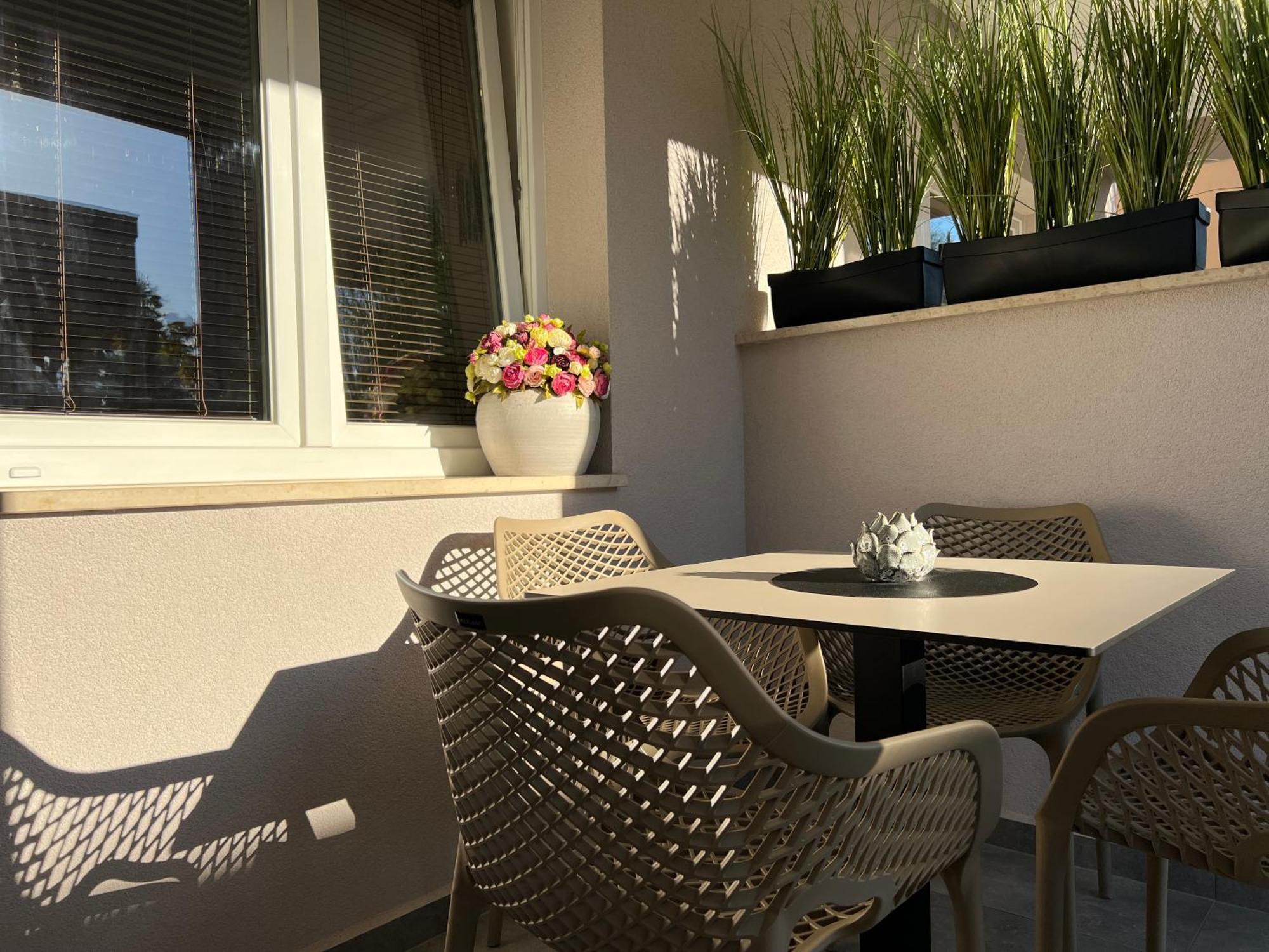 Stay In The Heart Of Porec - 50M To The Beach Buitenkant foto